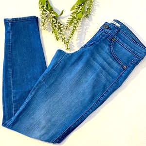 Rich & Skinny medium wash jeans size 26